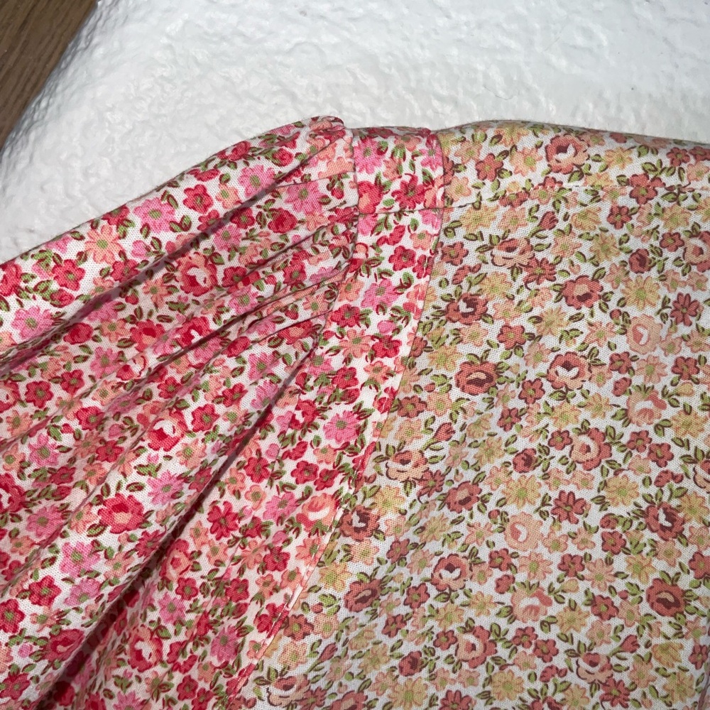 Floral Puff-Sleeve Tiered Mini Dress in Pink - Picture 6 of 7